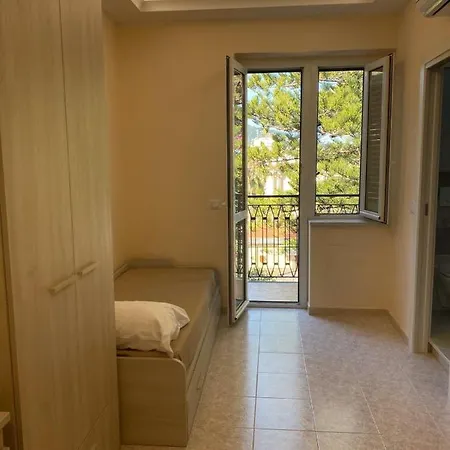 Vittorio Veneto Accomodation - Tropea City Center Exterior photo